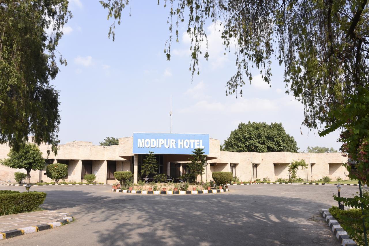 Modipur Hotel Rampur  Экстерьер фото